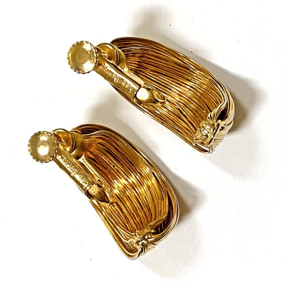 Vintage Les Bernard Clip On Earrings Gold Tone Faux Hoop Statement Chunky Runway - Picture 3 of 8